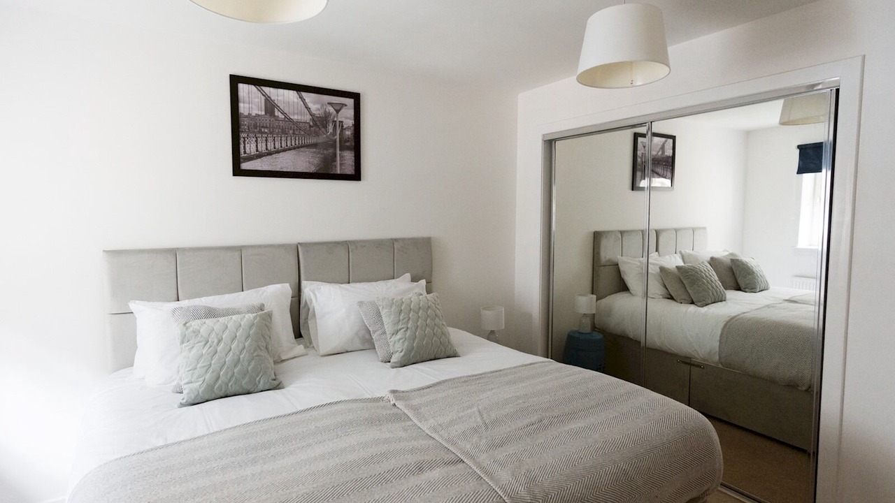 Photo of Bedroom in Kelvinbridge