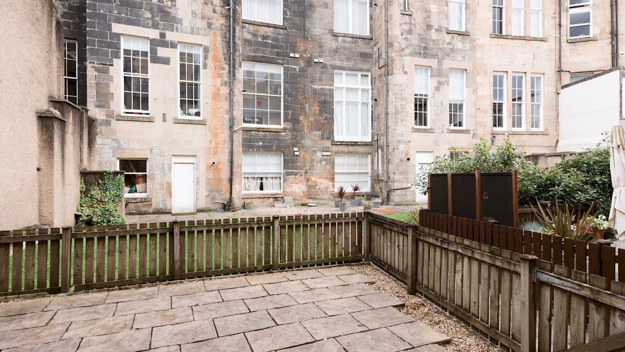 Photo of Outdoor in Kelvinbridge