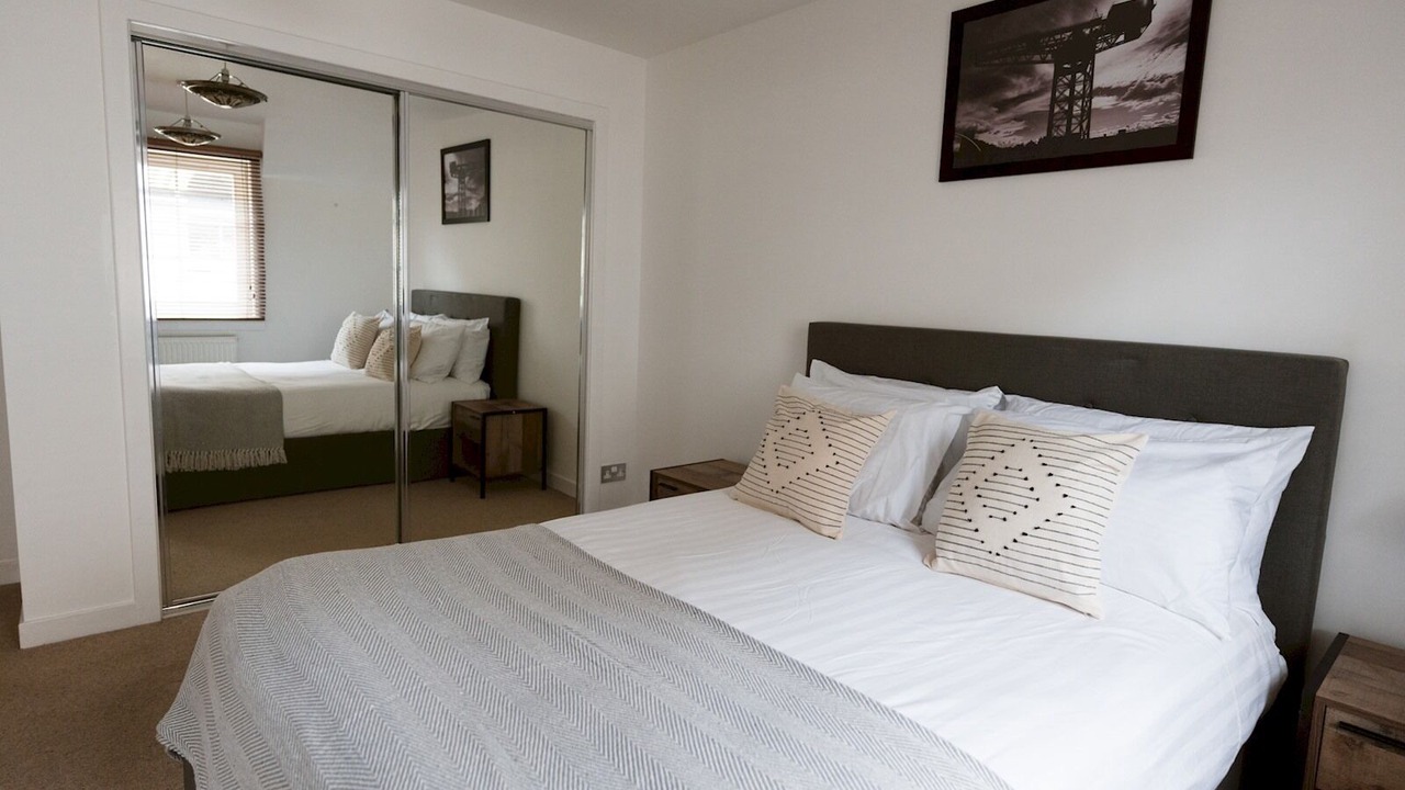 Photo of Bedroom in Kelvinbridge