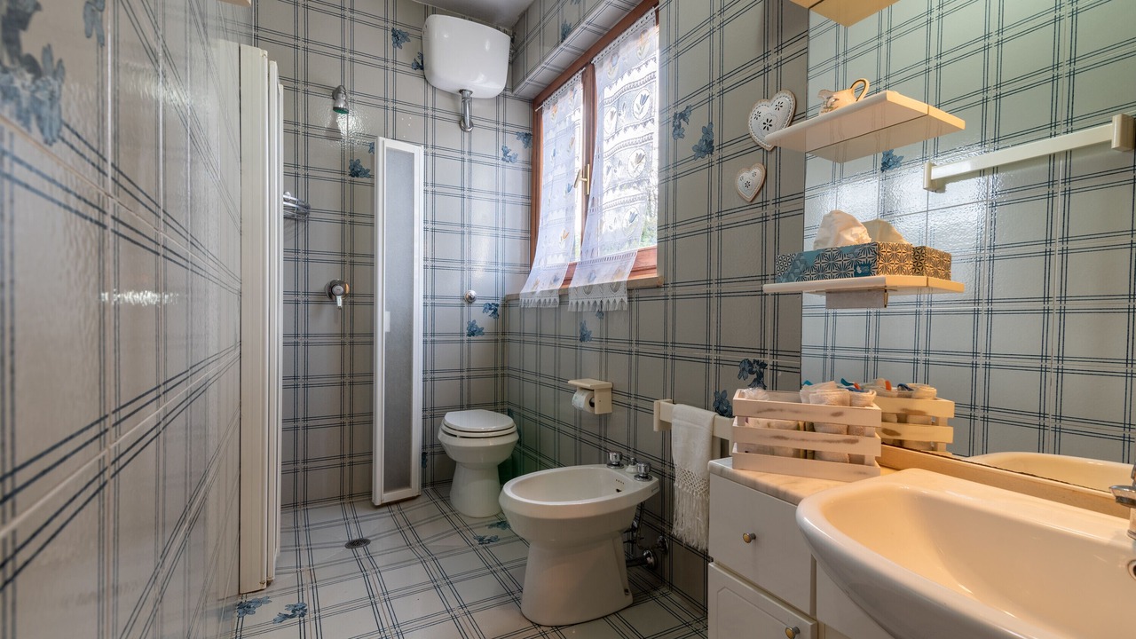Photo of Bathroom in Porrena