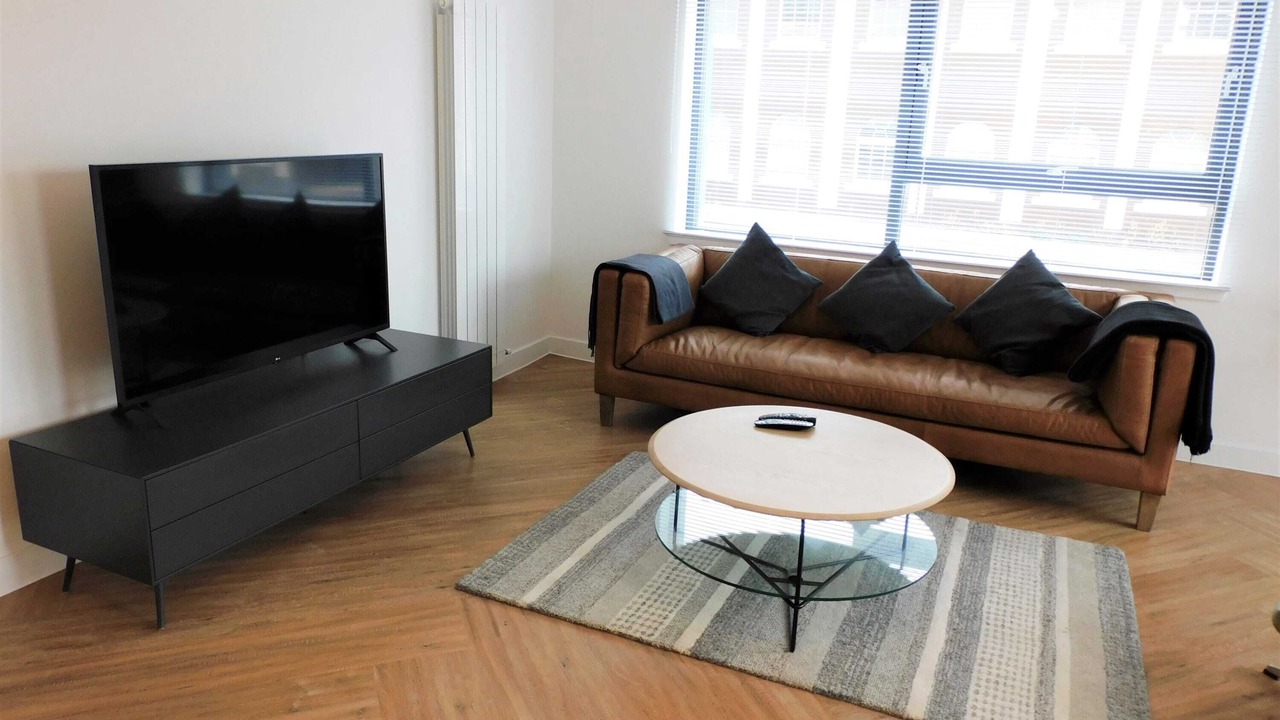 Photo of Livingroom in Glasgow Westend