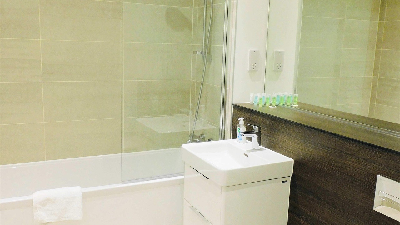 Photo of Bathroom in Glasgow Westend