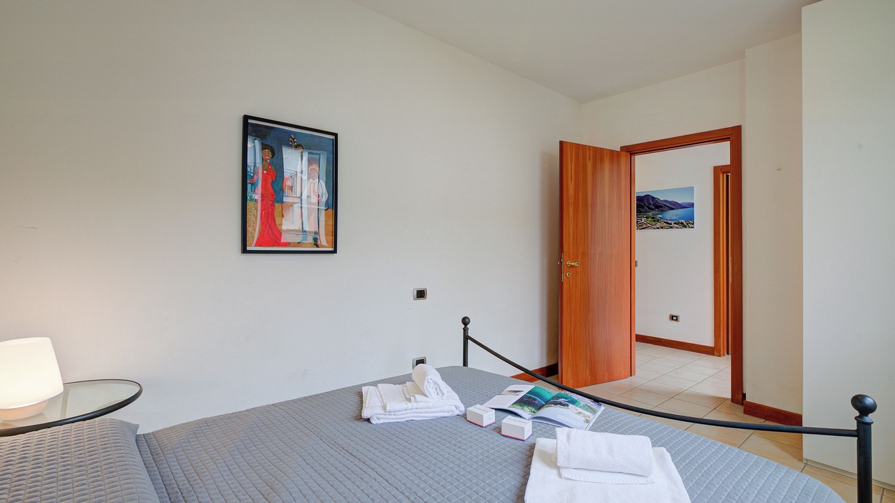 Photo of Bedroom in Porlezza