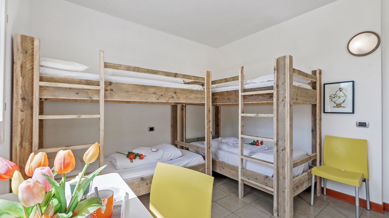 Photo of Bedroom in Porlezza