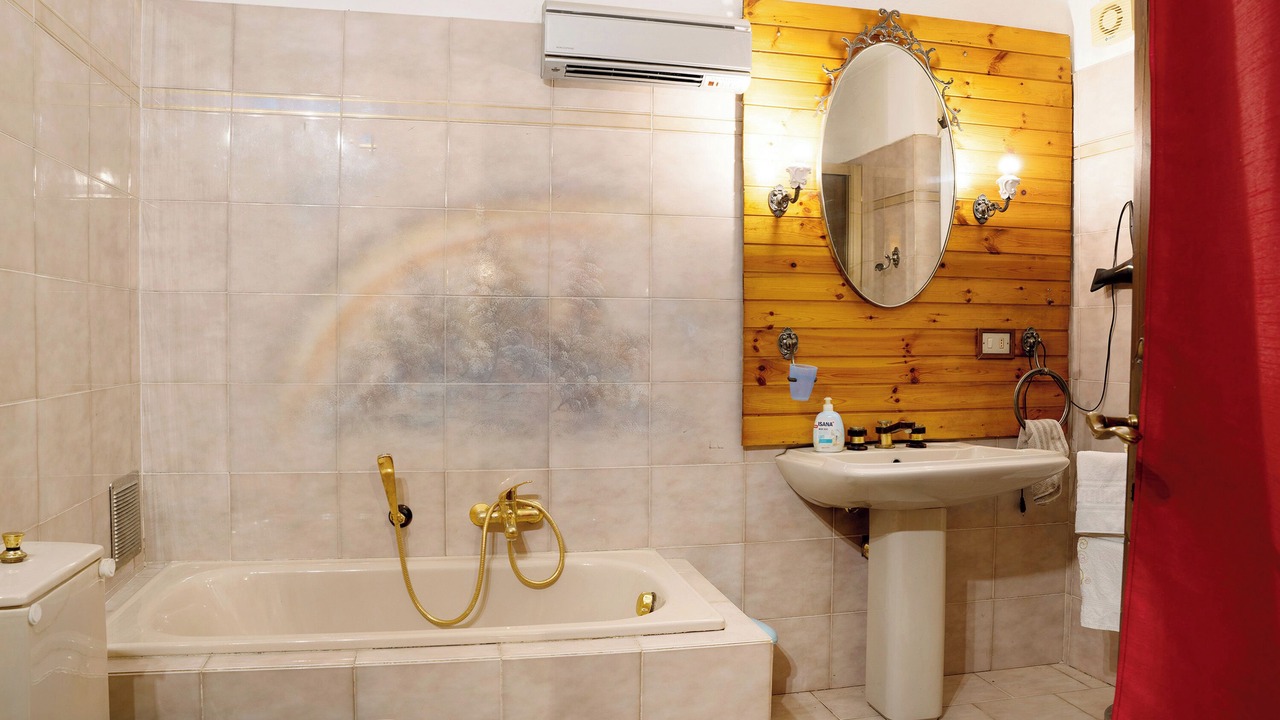 Photo of Bathroom in Farigliano