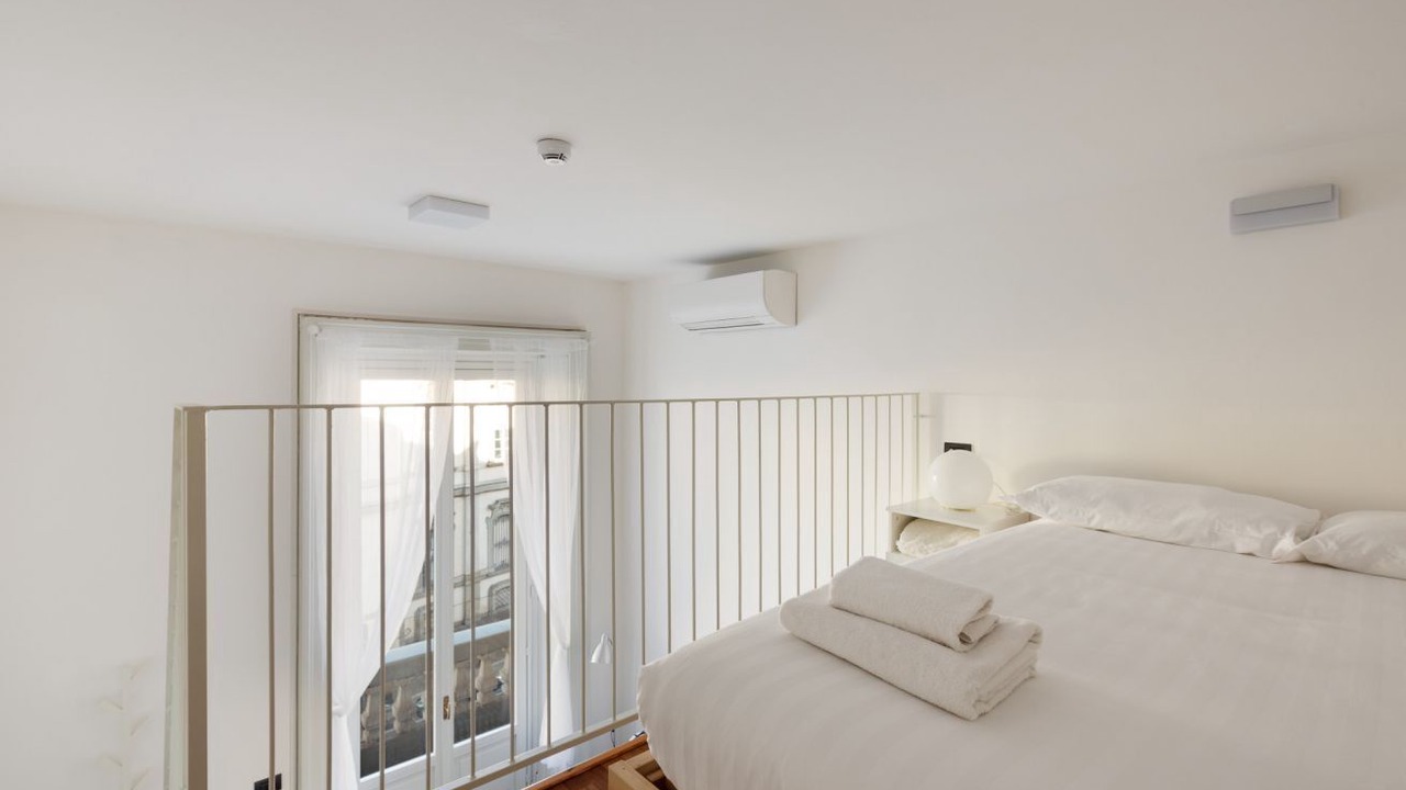Photo of Bedroom in Magenta