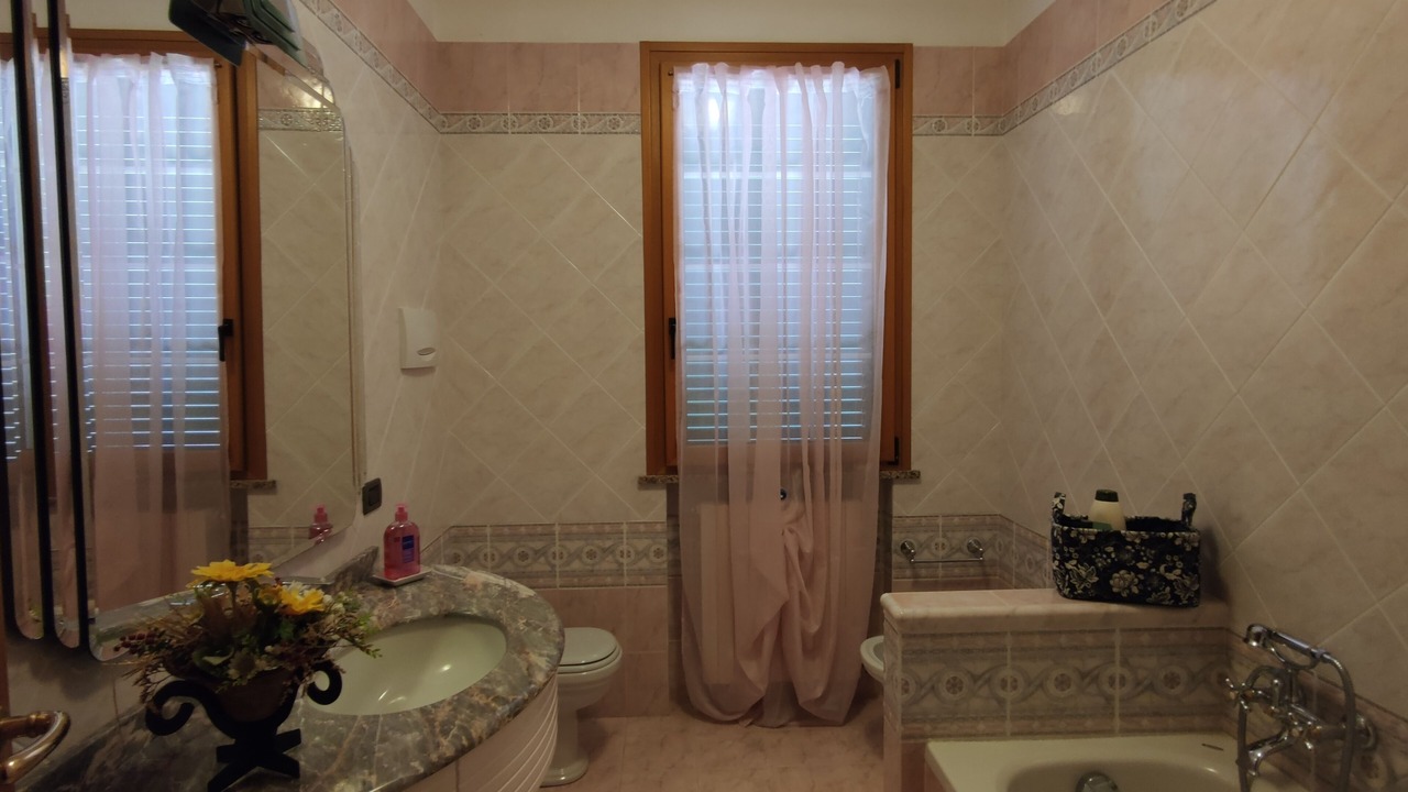 Photo of Bathroom in Torriana