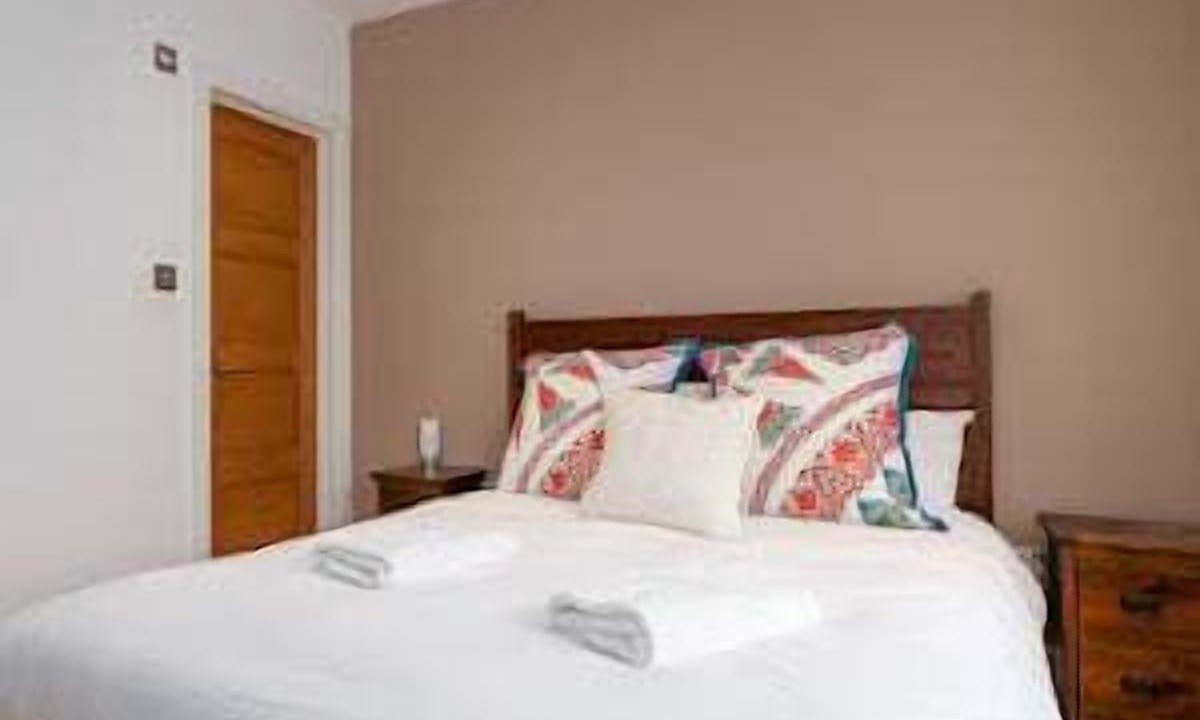 Photo of Bedroom in Belsize Park