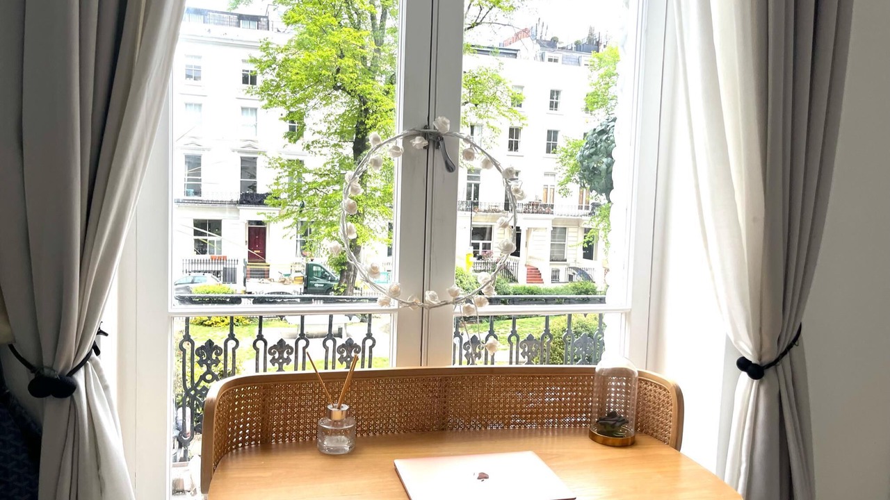 Photo of Others in Notting Hill