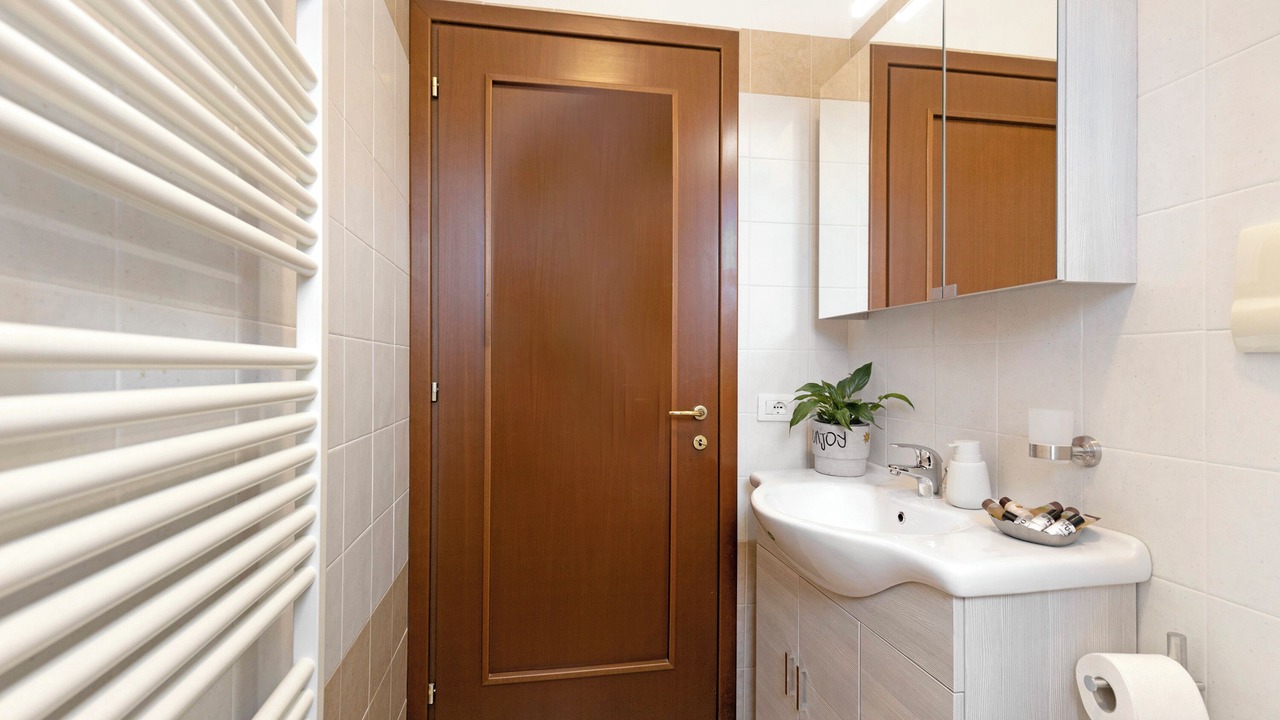Photo of Bathroom in Mantua