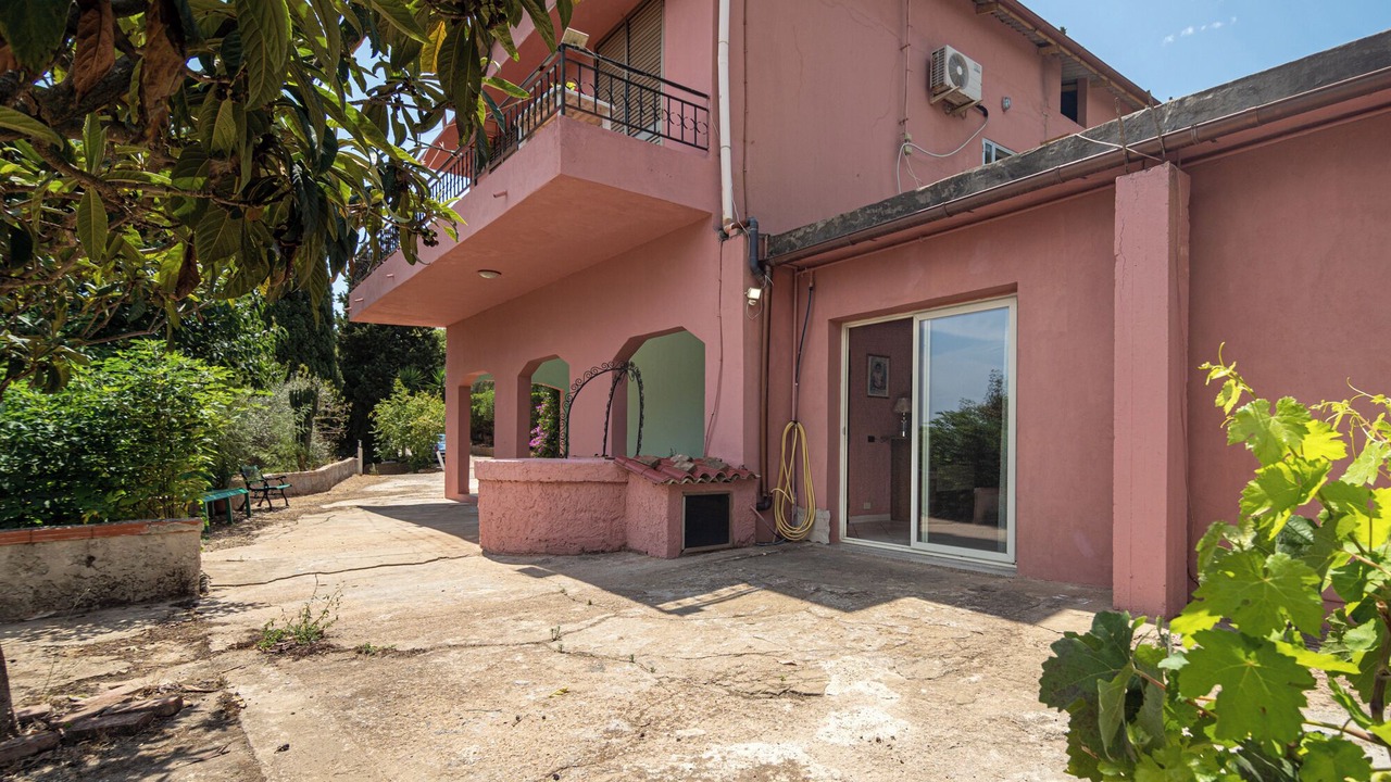Photo of Outdoor in Iglesias Historic Centre