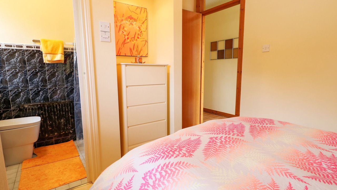 Photo of Bedroom in Belleek
