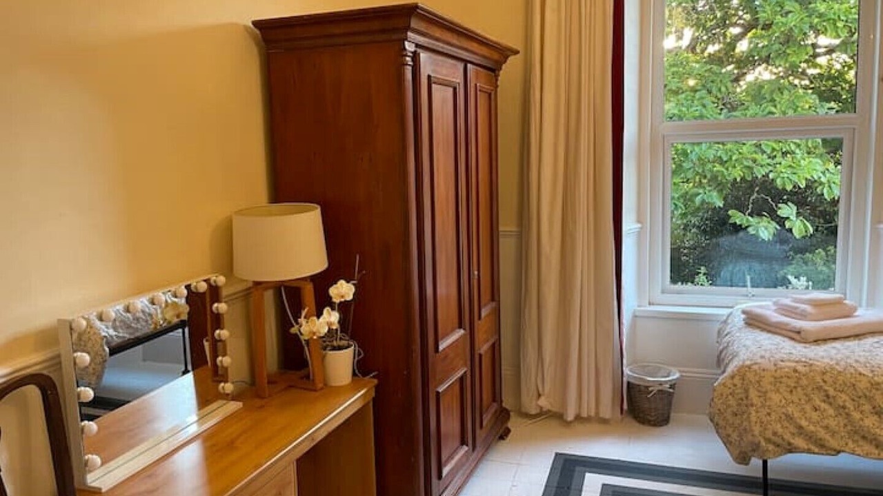 Photo of Bedroom in Roundham