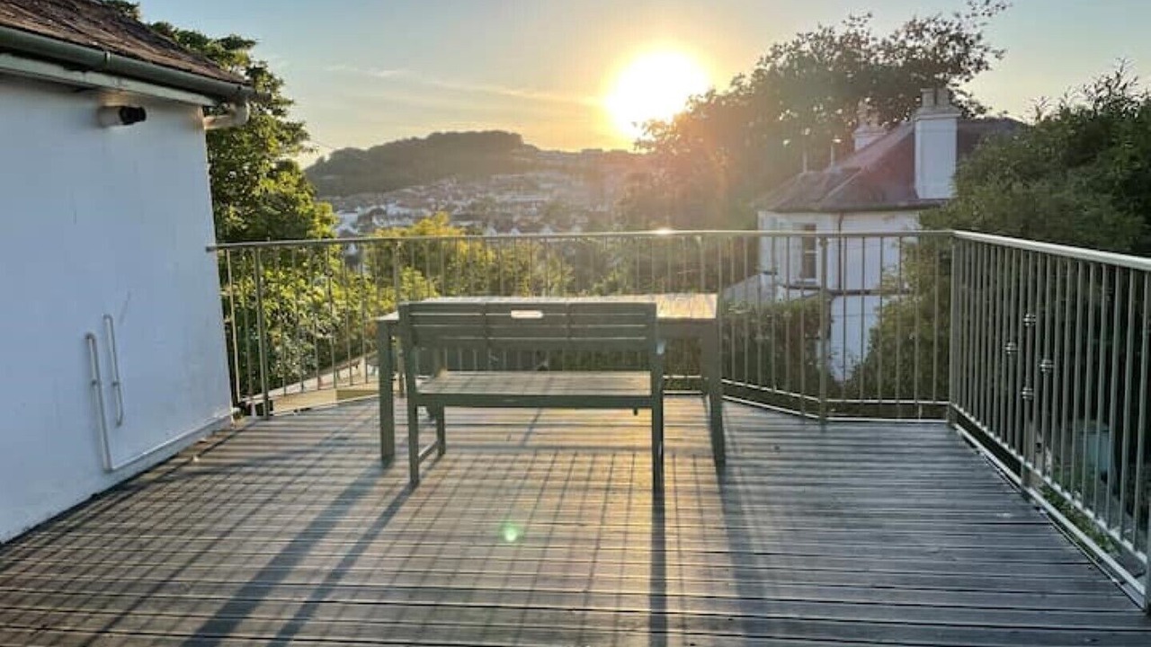 Photo of Outdoor in Roundham