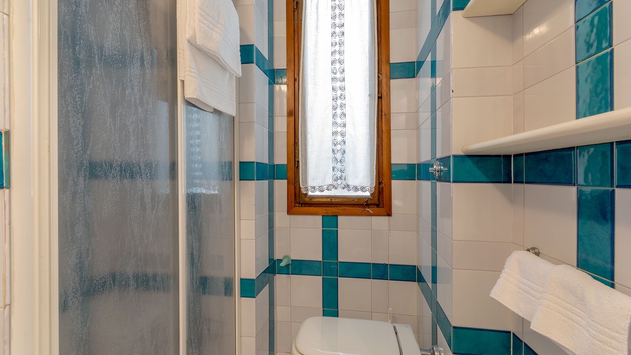 Photo of Bathroom in Santissima Annunziata