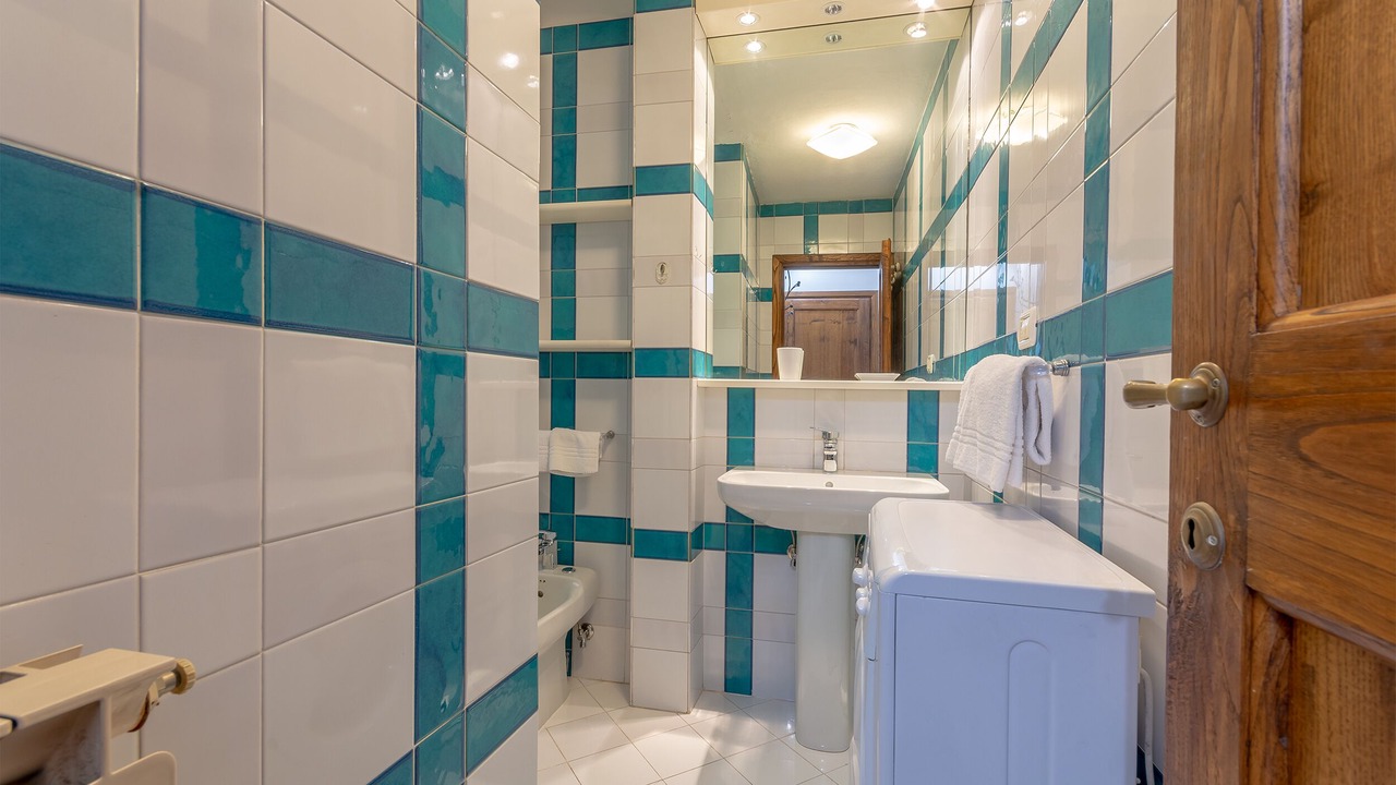 Photo of Bathroom in Santissima Annunziata