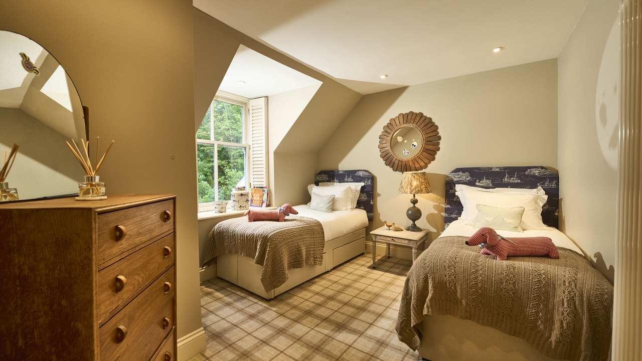 Photo of Bedroom in Cairndow