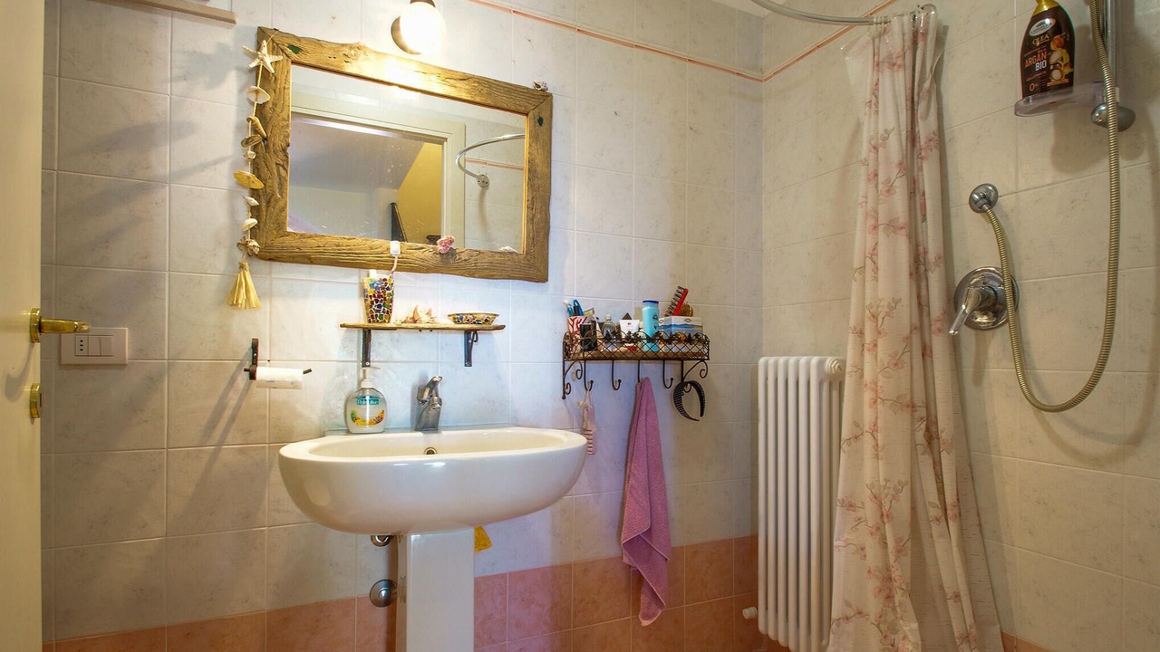Photo of Bathroom in Castel di Mezzo