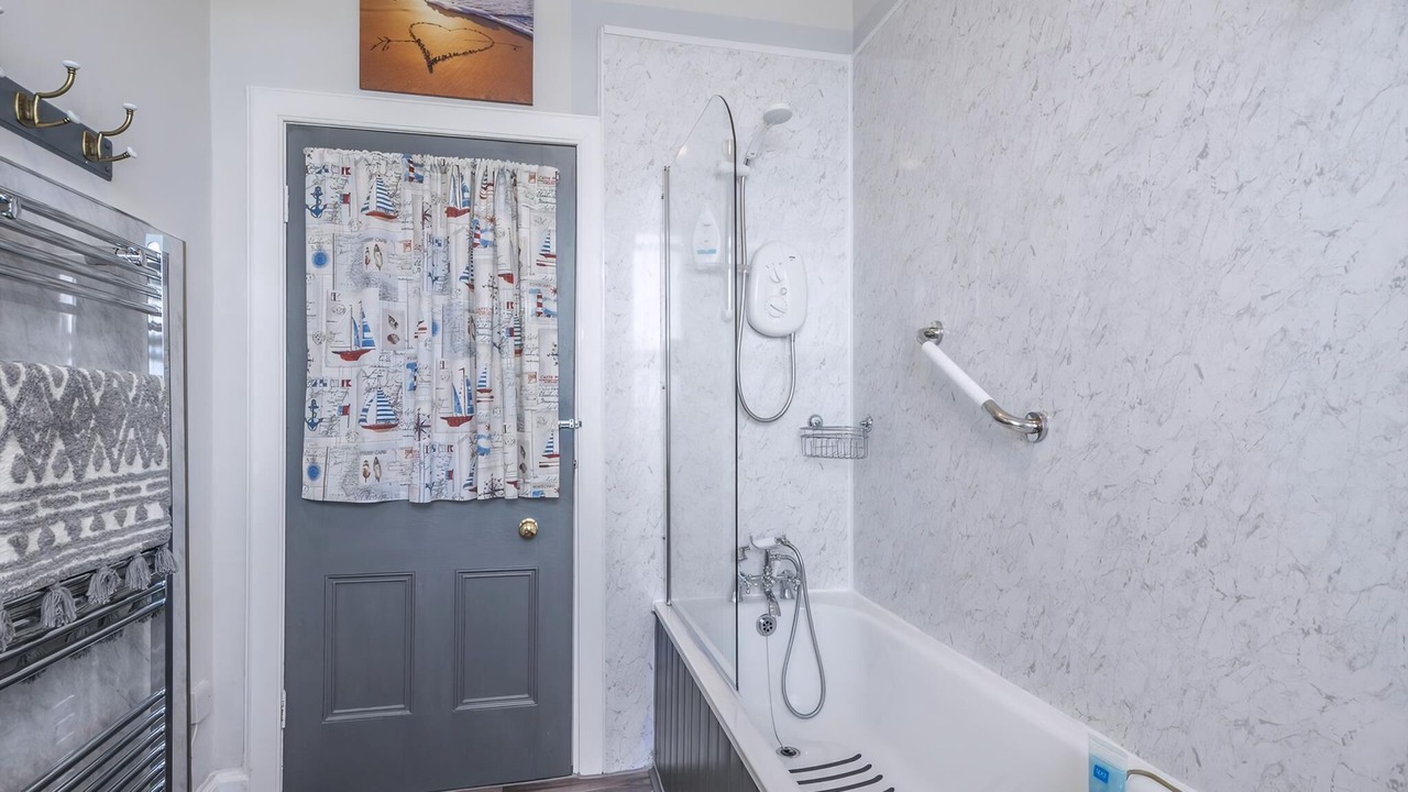 Photo of Bathroom in Kilmun