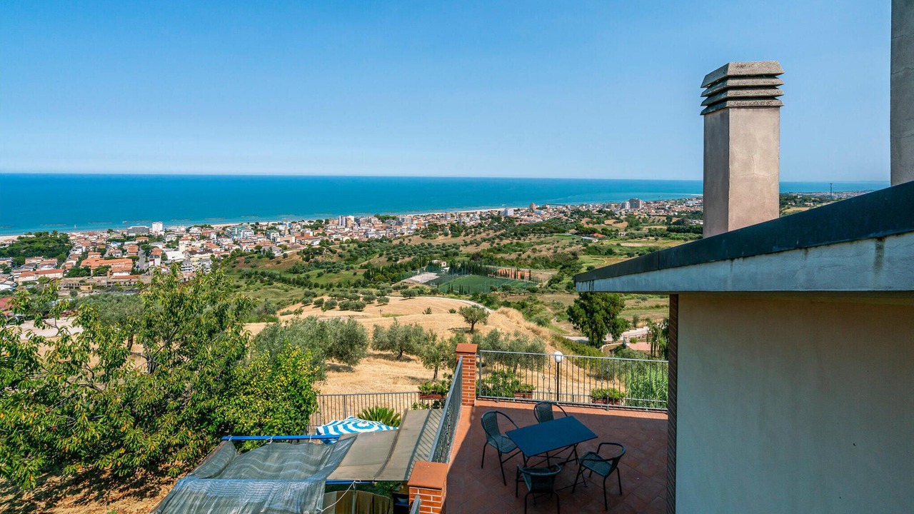 Photo of Bedroom in Roseto degli Abruzzi