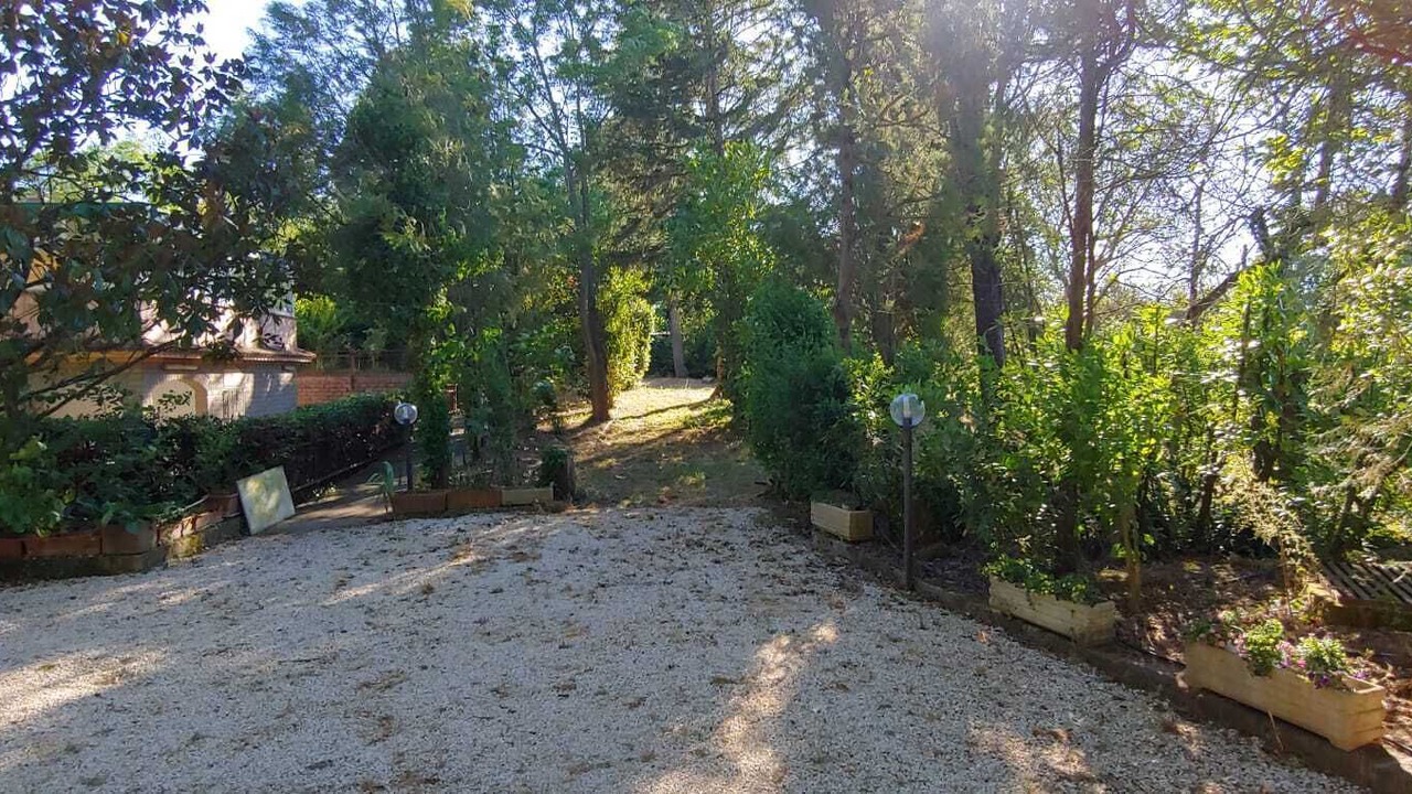 Photo of Outdoor in Nepi