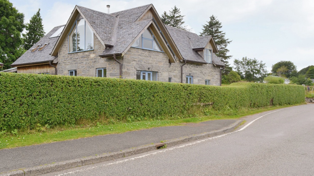 Photo of Outdoor in Salen