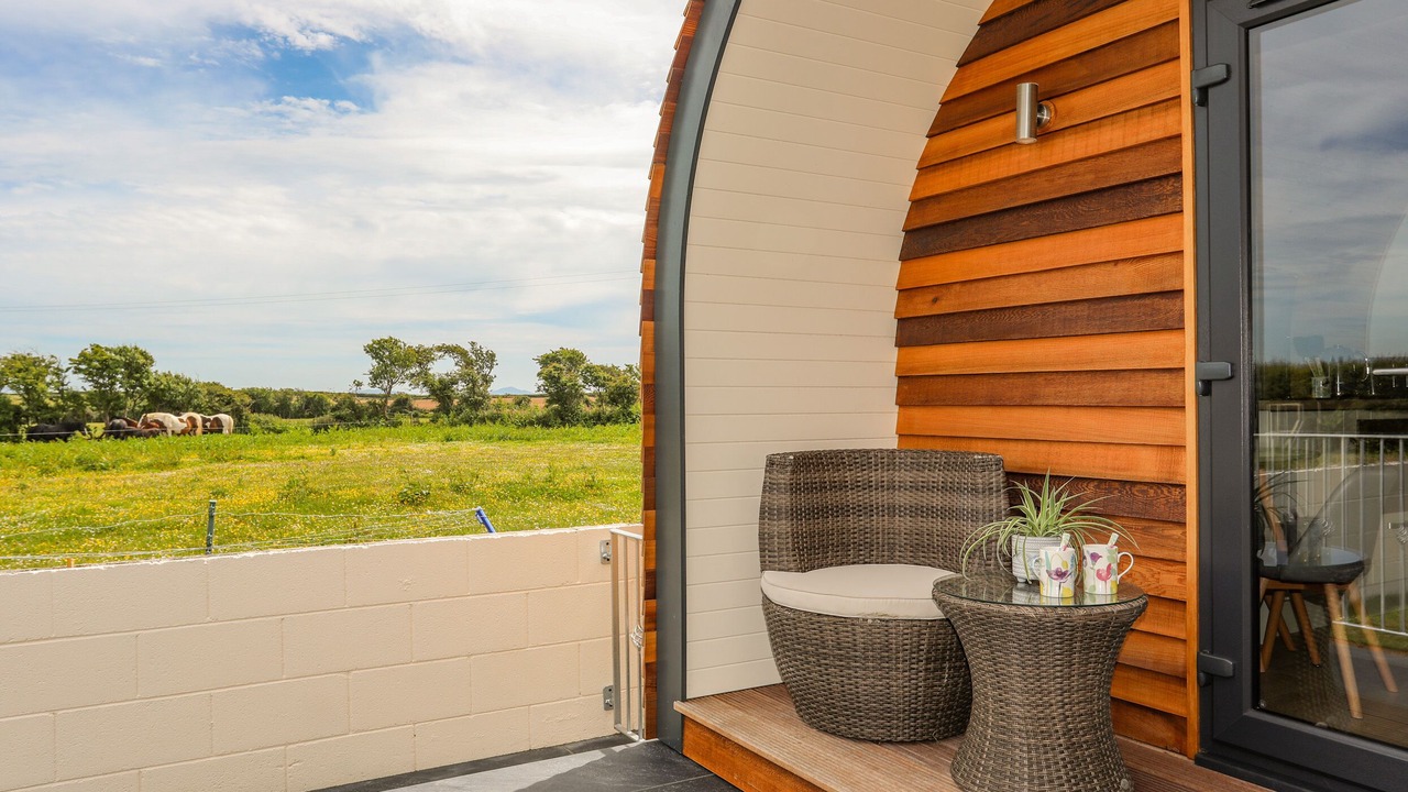Photo of Patio Balcony in Bryngwran
