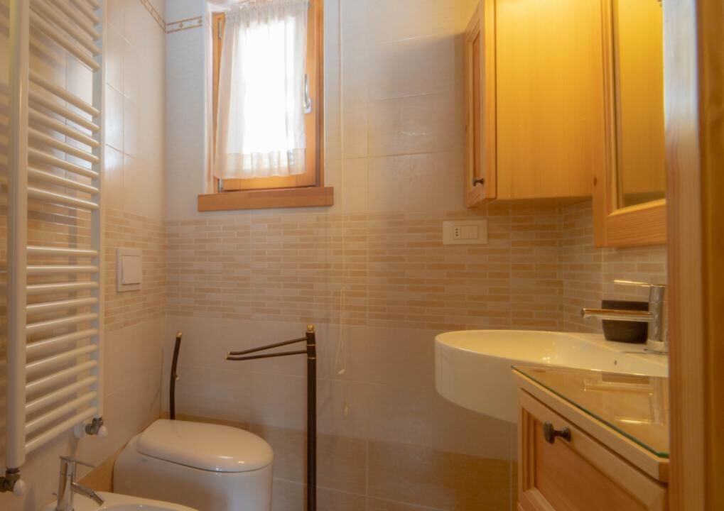 Photo of Bathroom in Tschaval