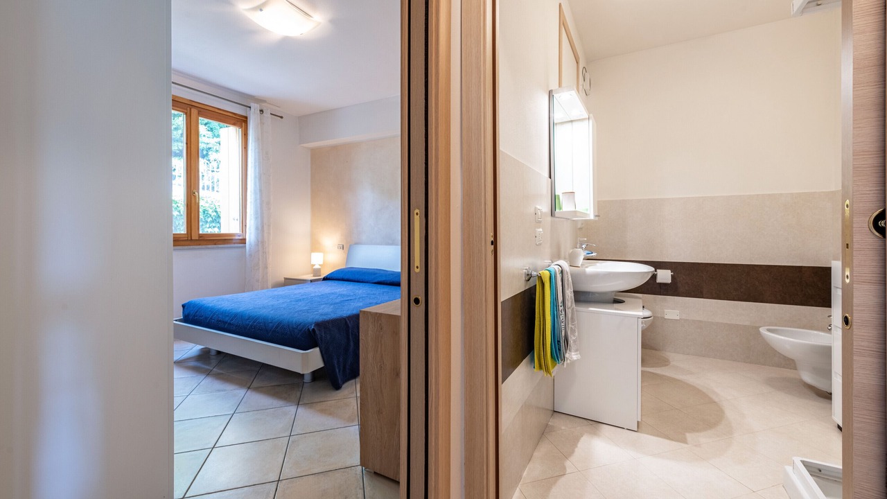 Photo of Bedroom in Roe
