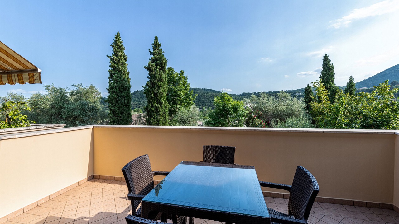 Photo of Outdoor in Roe