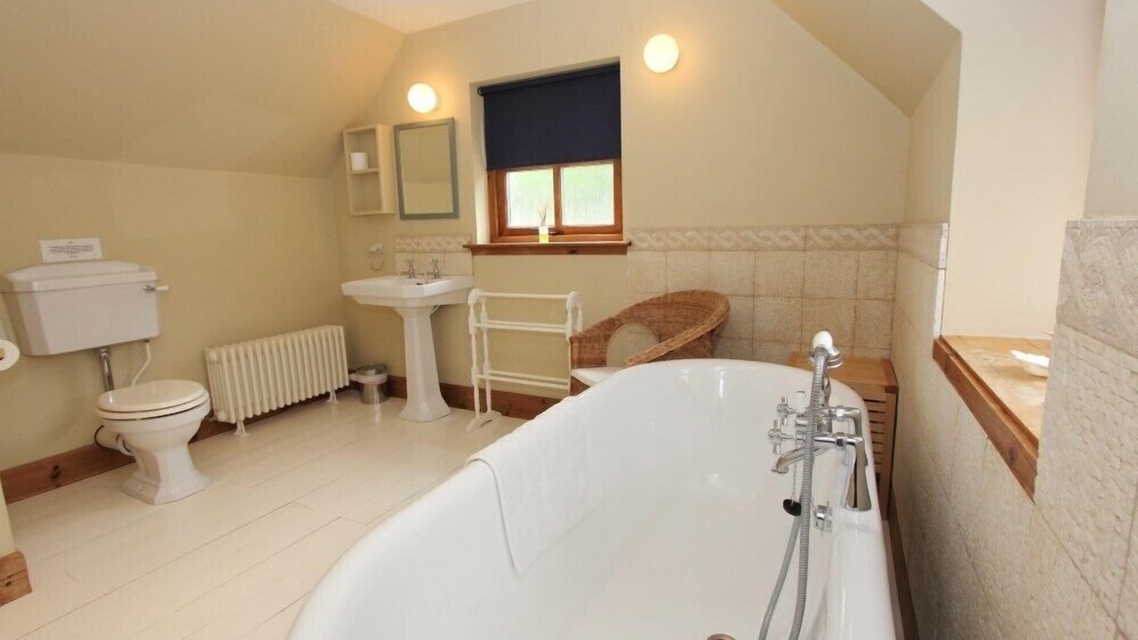 Photo of Bathroom in Beinn Orasaigh