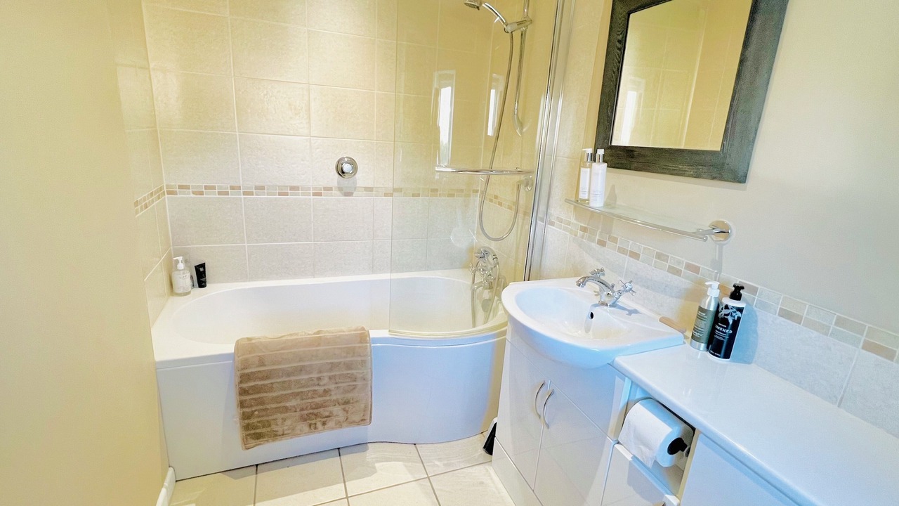 Photo of Bathroom in Kingham