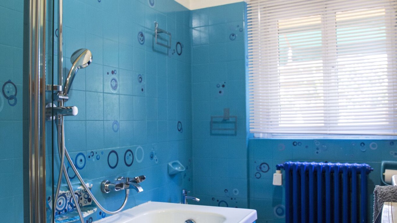 Photo of Bathroom in Angera