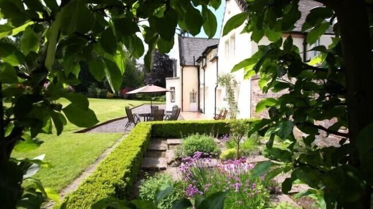 Photo of Patio Balcony in Aberargie