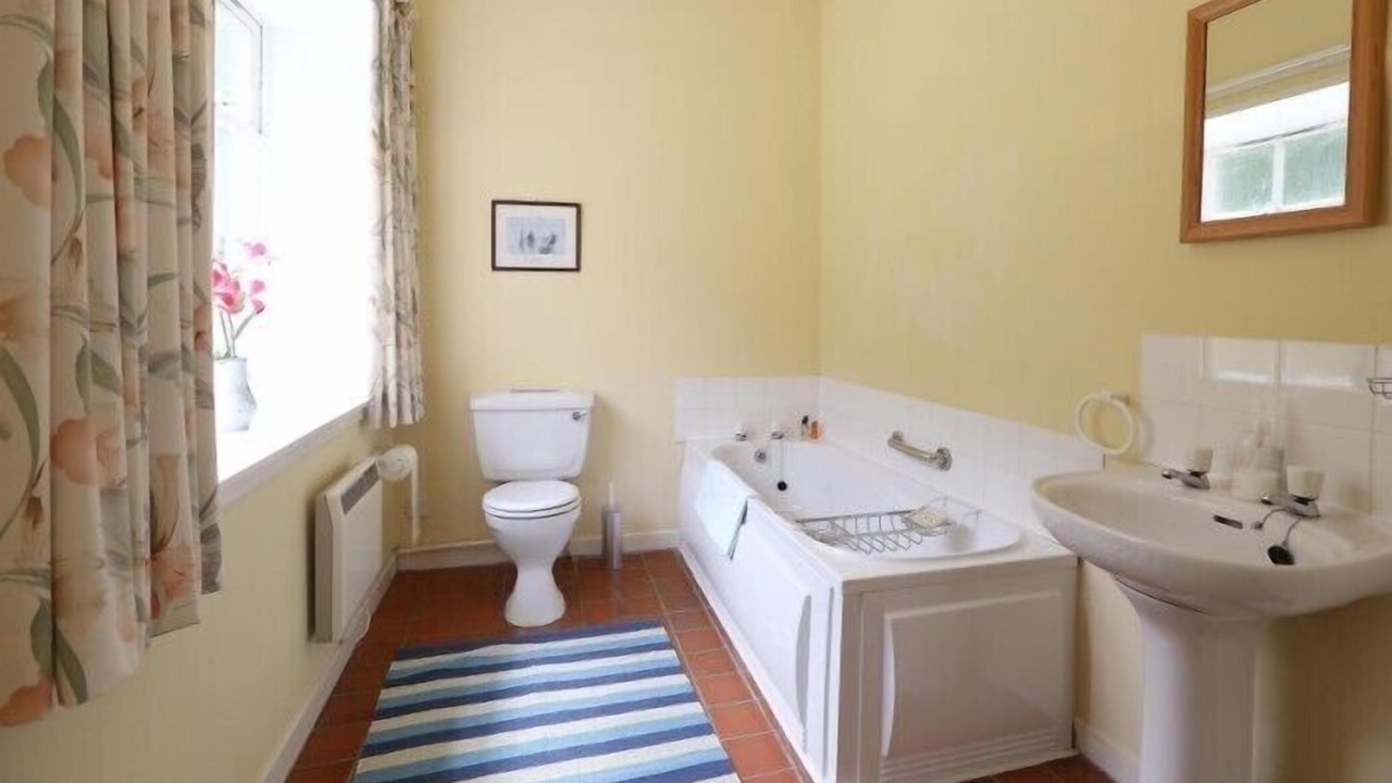 Photo of Bathroom in Aberargie