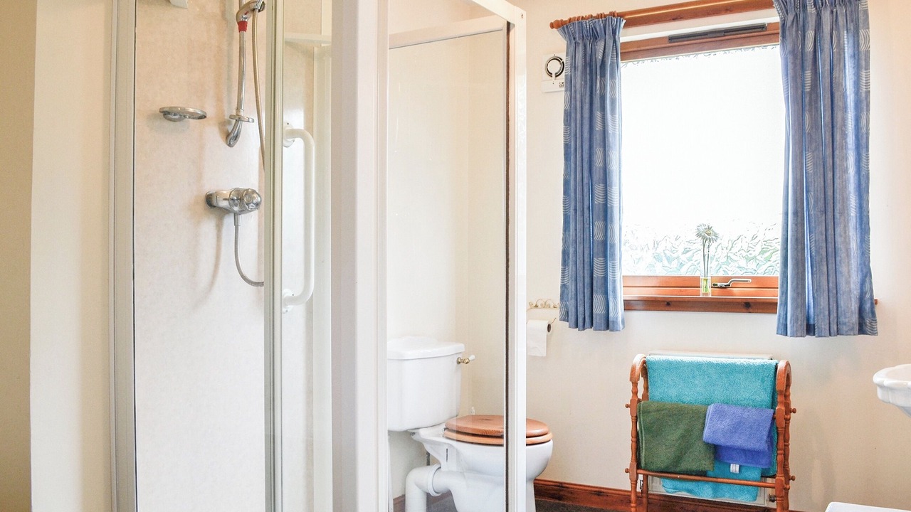 Photo of Bathroom in Murthly