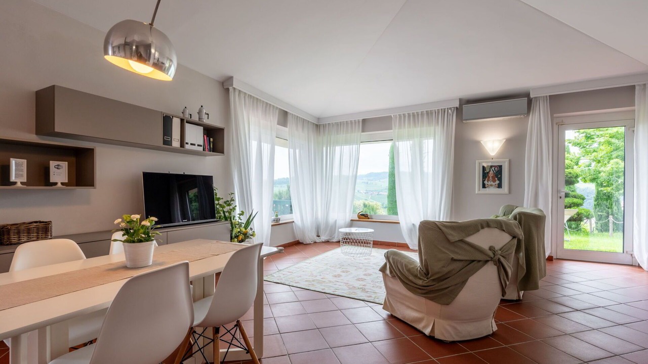 Photo of Others in Barolo