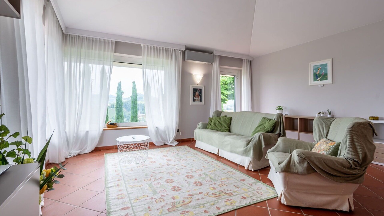 Photo of Bedroom in Barolo
