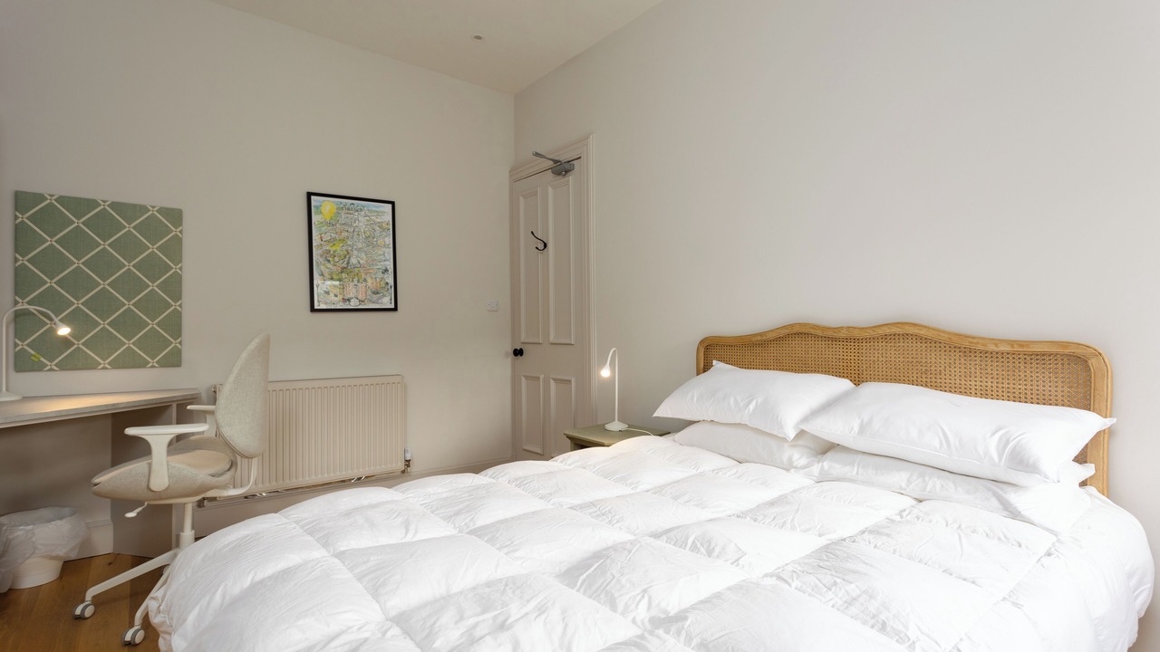 Photo of Bedroom in Marchmont