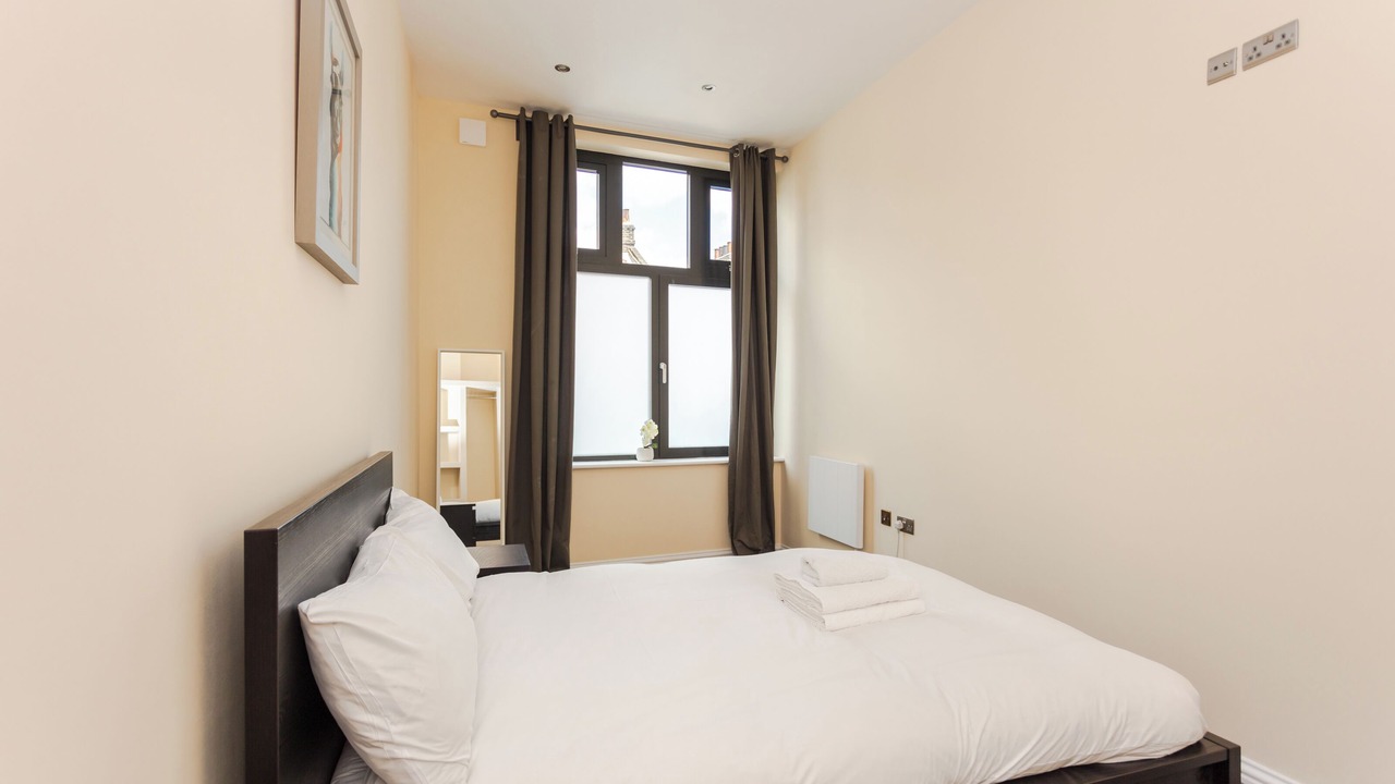 Photo of Bedroom in Peninsula