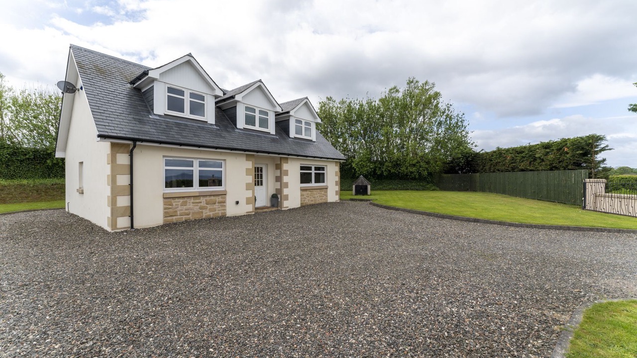 Photo of Outdoor in Airth