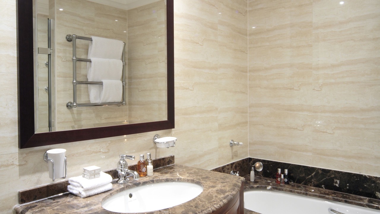 Photo of Bathroom in Brompton & Hans Town