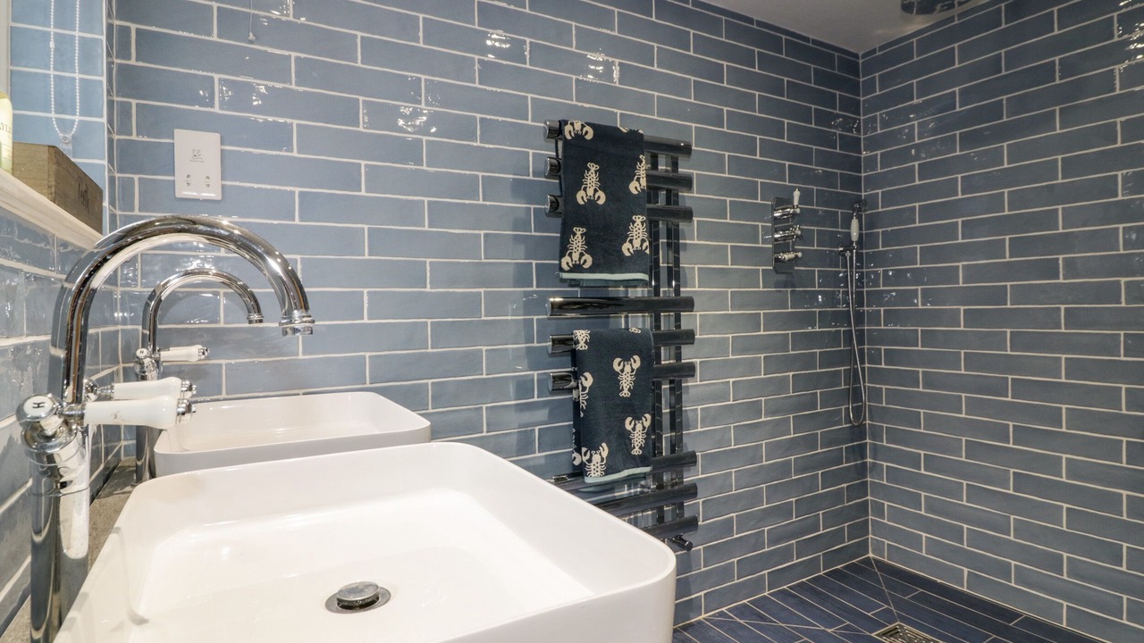 Photo of Bathroom in Cadgwith