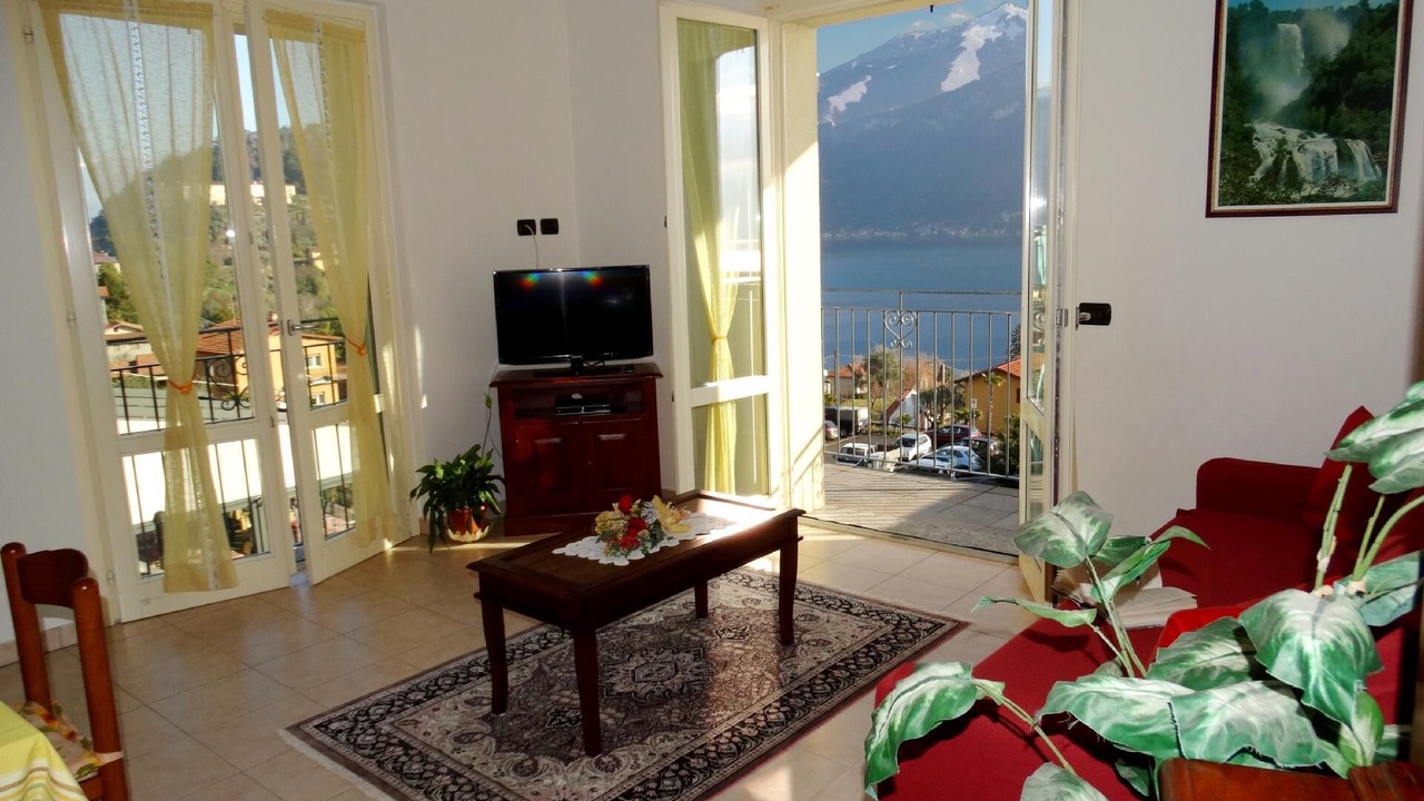 Photo of Livingroom in Bellagio