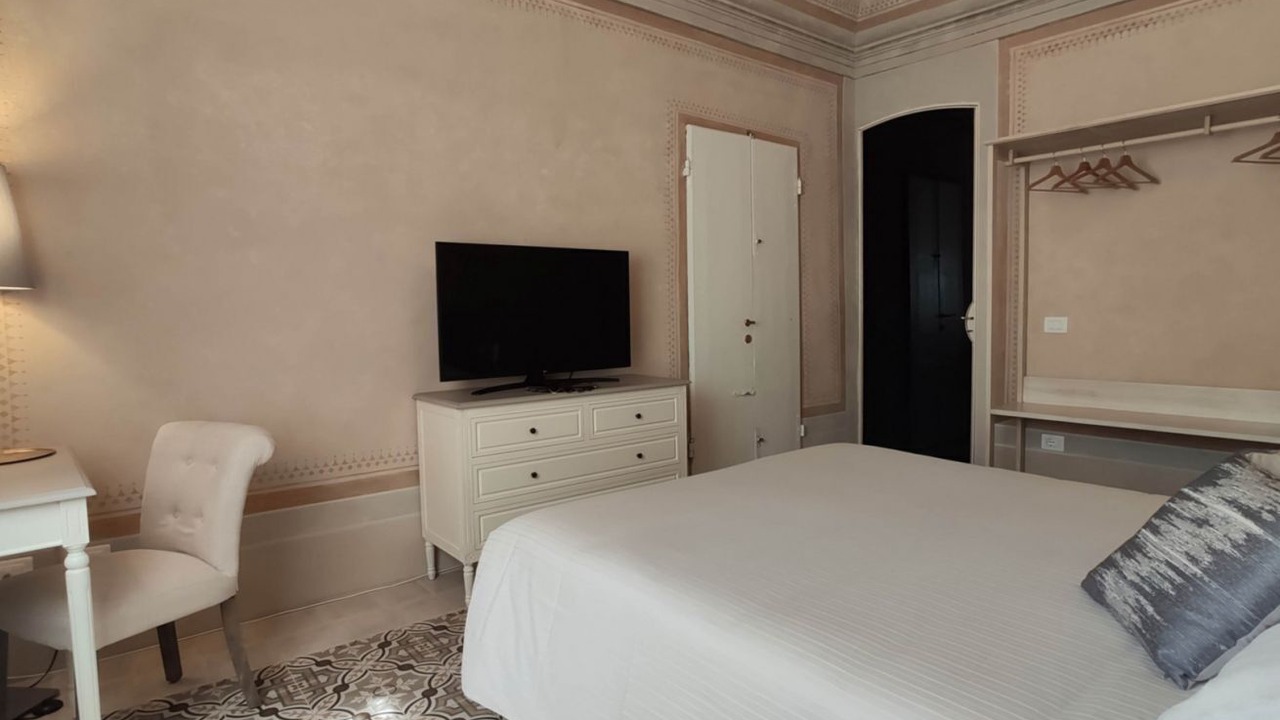 Photo of Bedroom in Pisa City Centre