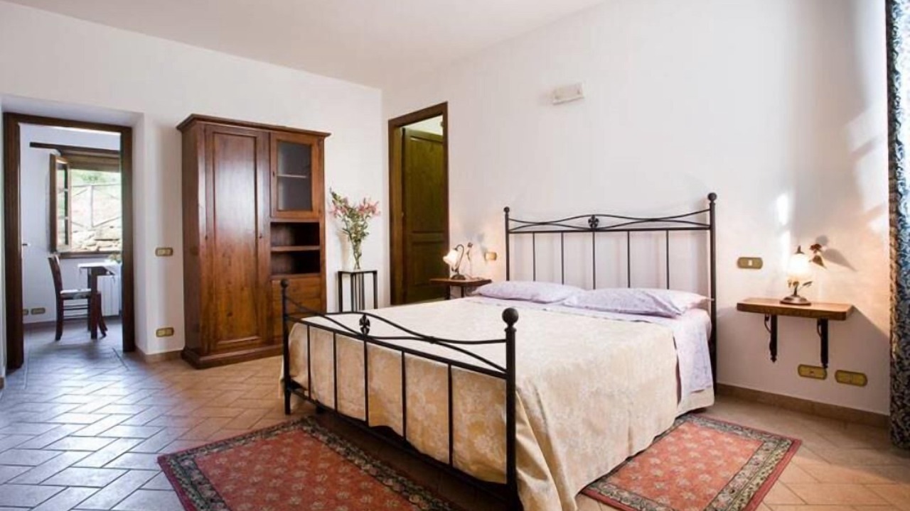 Photo of Bedroom in Lisciano Niccone