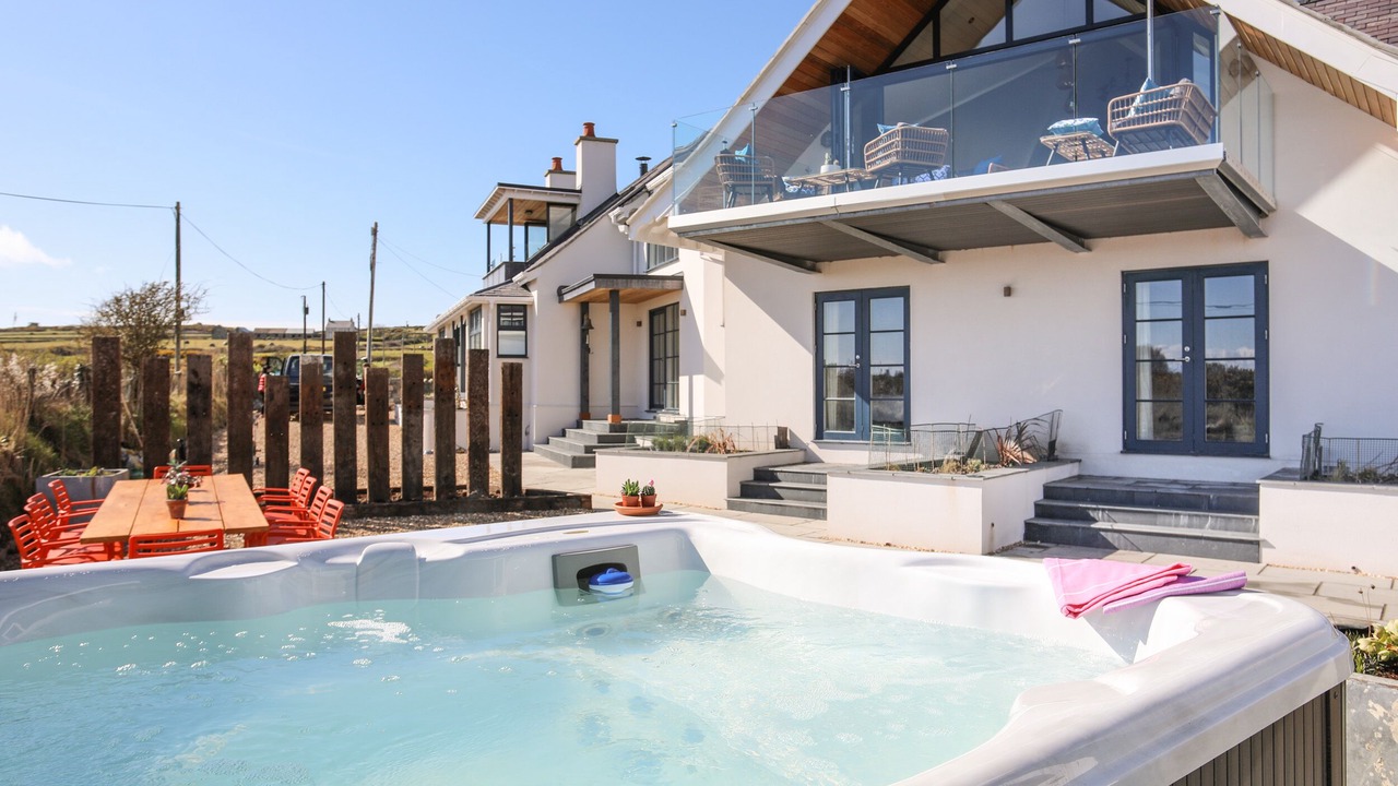 Photo of Outdoor in Rhoscolyn