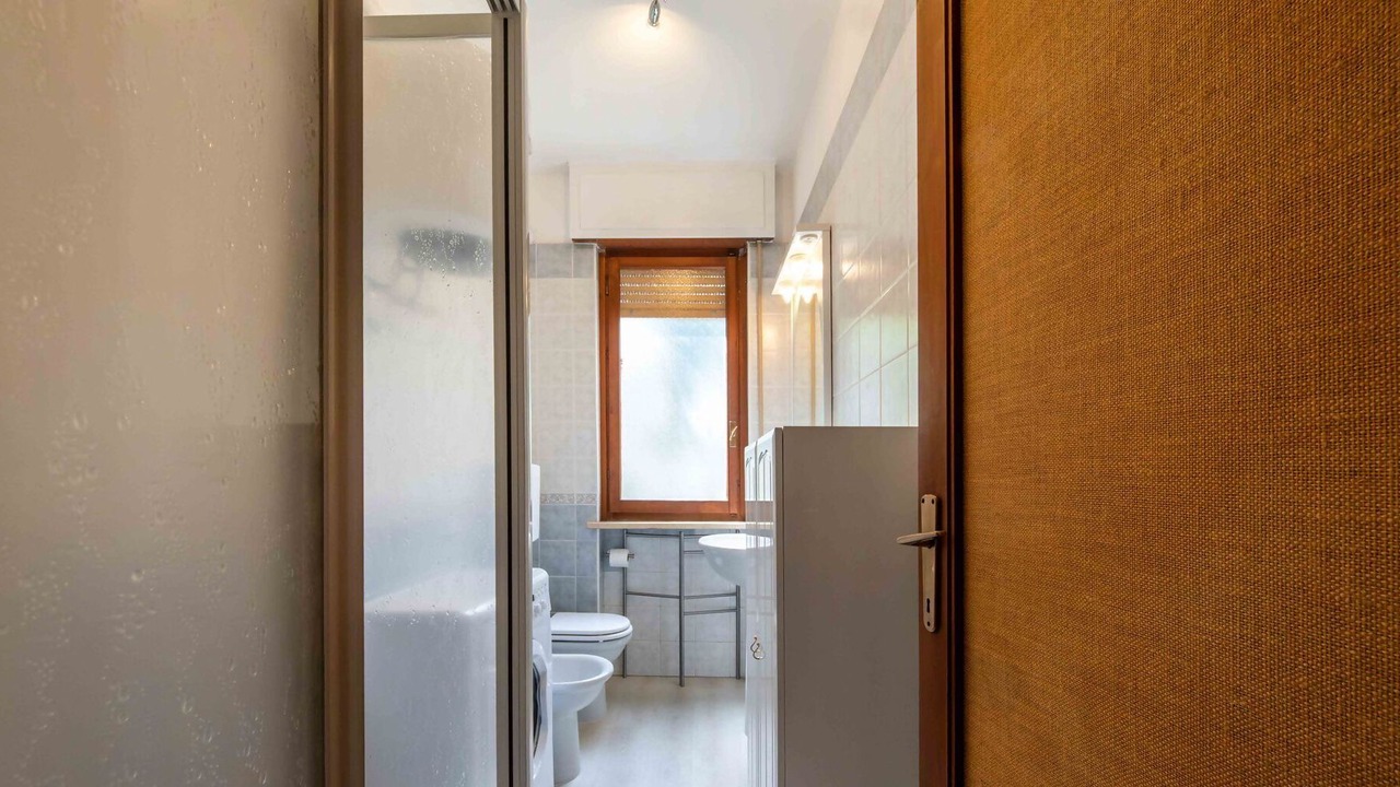 Photo of Bathroom in Lazise Old Town