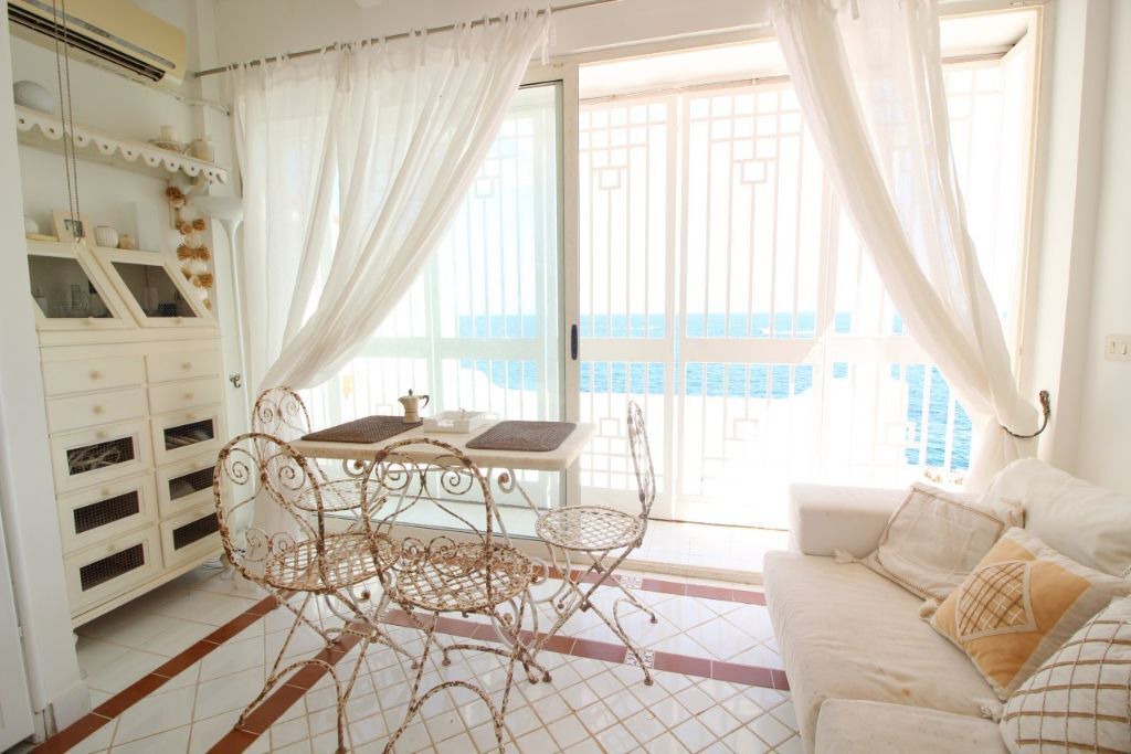 Photo of Livingroom in Addaura