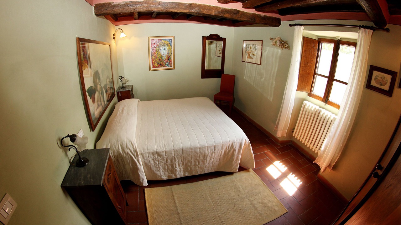 Photo of Bedroom in Loro Ciuffenna